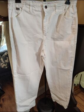 Lee White Straight-Leg Jeans 16 Petite